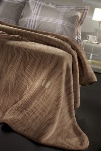 Κουβέρτα Verdi Choco 160x215