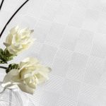 Τραπεζομάντηλο Attitude White